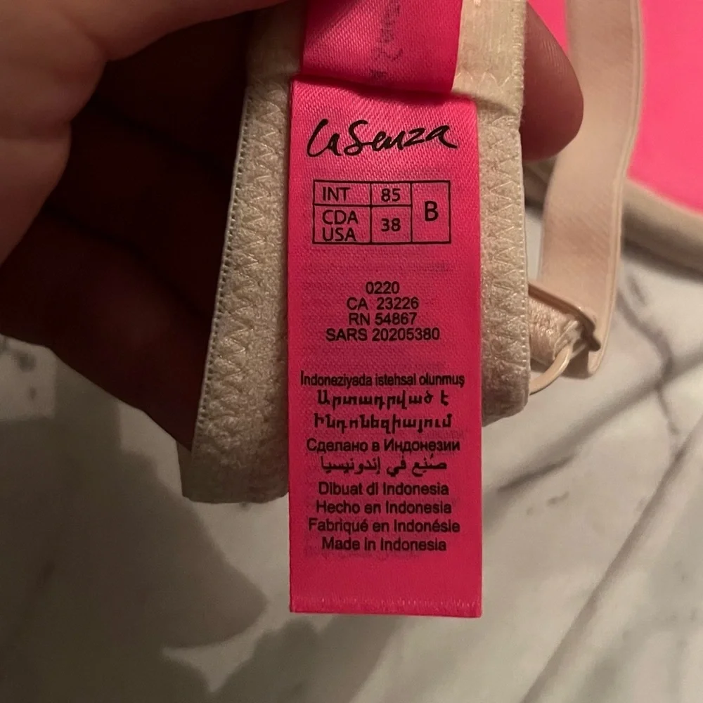 La Senza remix lightly lined bra size 38B - Picture 4 of 4